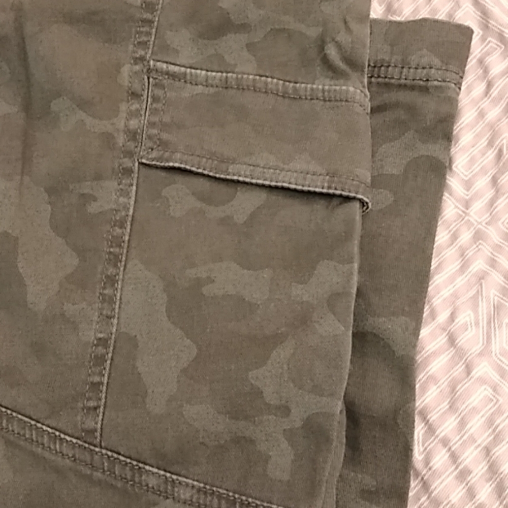 Jeans - Picture 3 of 4